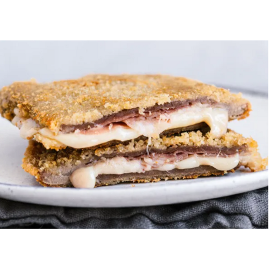 CACHOPO JAMON Y QUESO PREMIUN